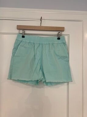Vineyard Vines Women’s Mint High-Waist Elastic Shorts